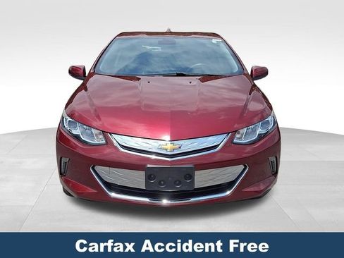 Used 2017 Chevrolet Volt LT w/ Comfort Package FWD image 2