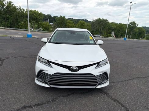 Used 2024 Toyota Camry LE FWD image 3