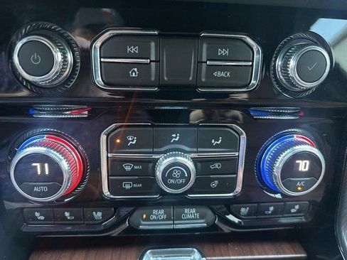 Certified 2024 GMC Yukon XL Denali Ultimate image 20