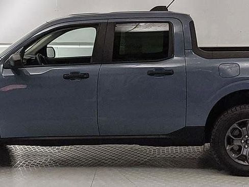 Used 2025 Ford Maverick XLT w/ Equipment Group 302A AWD/4WD image 5