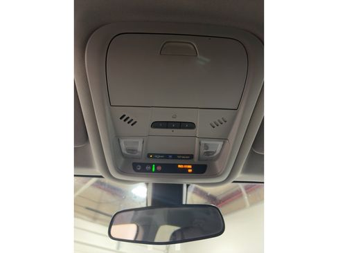 Used 2019 Chevrolet Equinox LT AWD/4WD image 19
