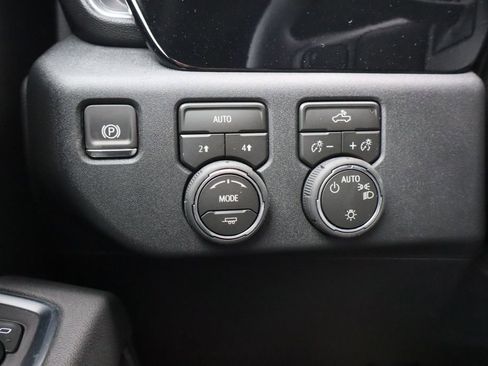 New 2026 Chevrolet Silverado 1500 LT AWD/4WD image 13