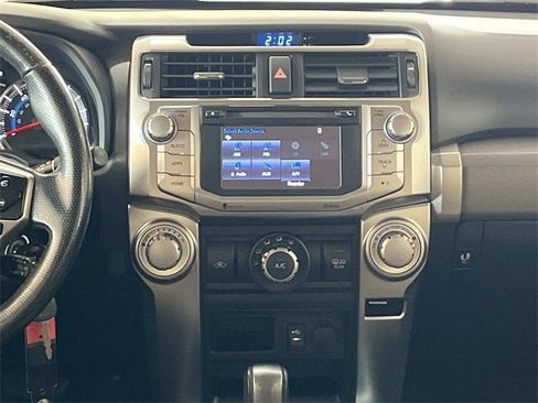 Used 2014 Toyota 4Runner SR5 image 15