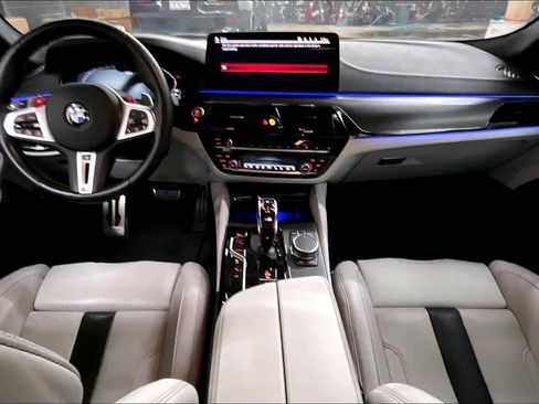 Used 2023 BMW M5 w/ Competition Package image 18