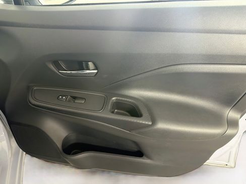 Used 2024 Nissan Versa SV FWD image 31