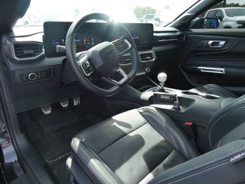 Used 2024 Ford Mustang GT Premium w/ GT Performance Package RWD image 18