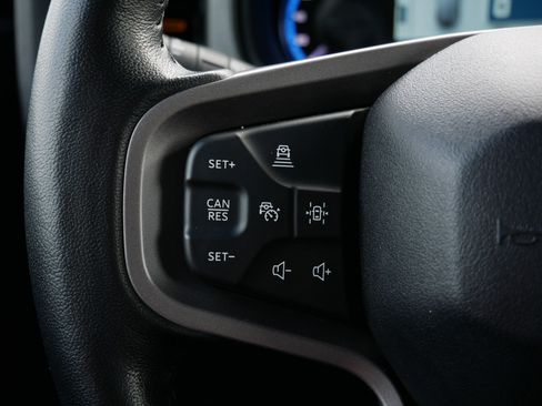 Used 2022 Ford Bronco Badlands image 28