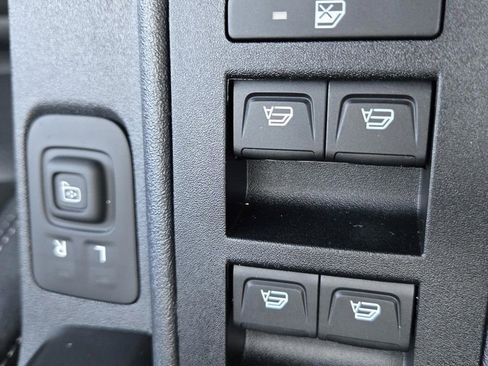 New 2025 Ford Bronco Badlands image 10