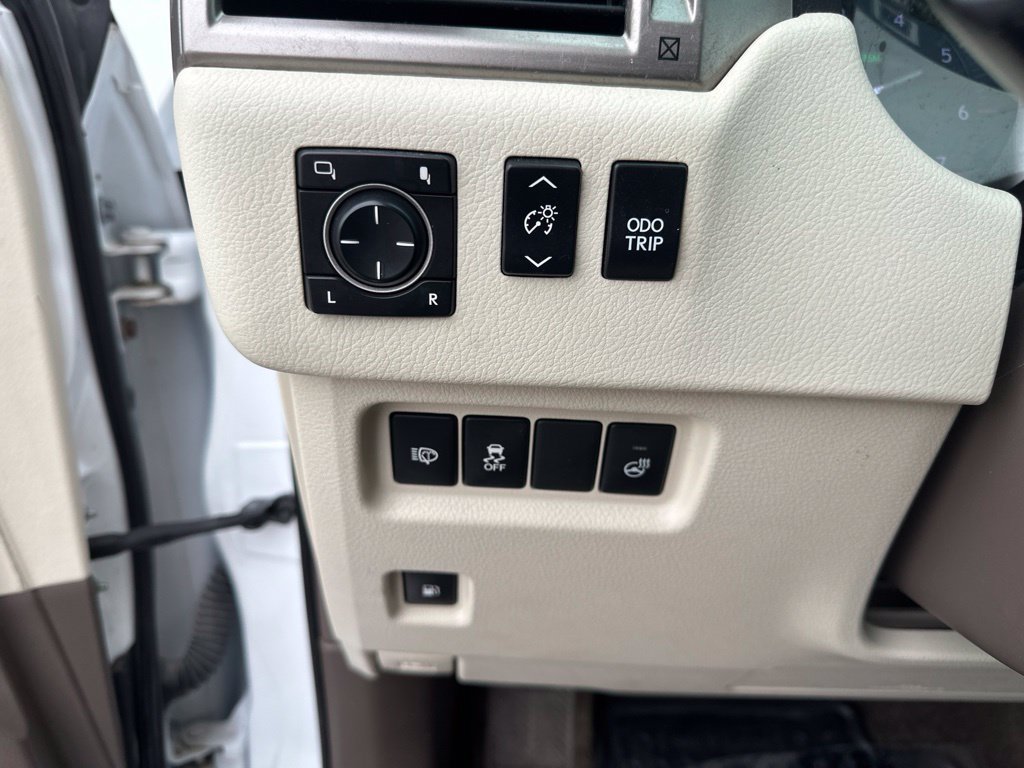 Used 2014 Lexus GX 460 Luxury AWD/4WD image 39