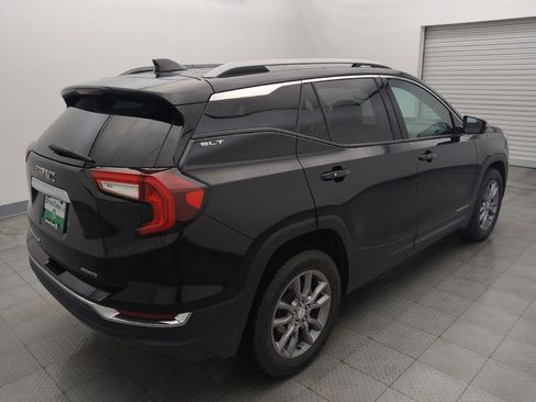 Used 2024 GMC Terrain SLT AWD/4WD image 9