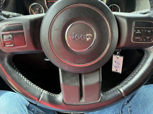 Used 2012 Jeep Wrangler Sport AWD/4WD image 10