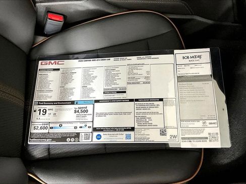 New 2026 GMC Canyon AT4 w/ Off-Road Front Bumper Package image 14