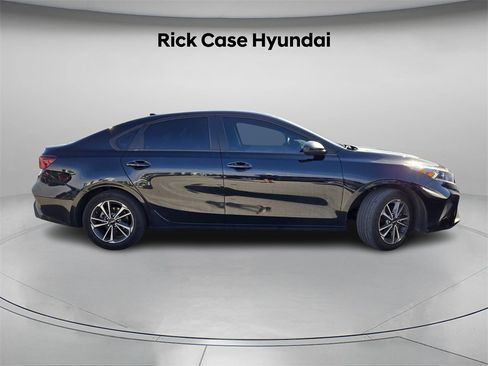 Used 2023 Kia Forte LXS image 4