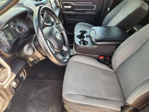 Used 2024 RAM 3500 Big Horn image 13