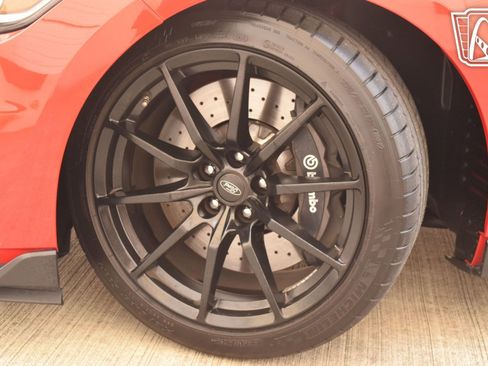 Used 2017 Ford Mustang Shelby GT350 image 29