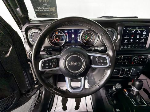 Used 2023 Jeep Wrangler Unlimited Sahara w/ Cold Weather Group AWD/4WD image 11