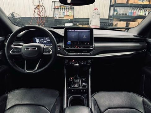 Certified 2025 Jeep Compass Trailhawk w/ Trailhawk Elite Group AWD/4WD image 24