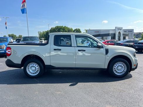 Certified 2025 Ford Maverick XL w/ Equipment Group 101A AWD/4WD image 9