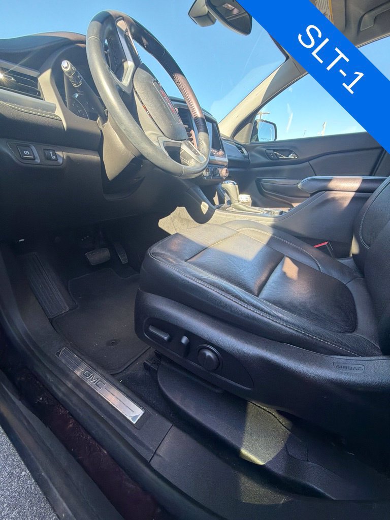 Used 2017 GMC Acadia SLT AWD/4WD image 13