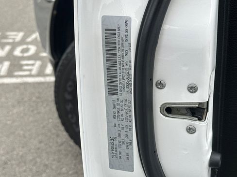 Used 2020 RAM 2500 Laramie image 32