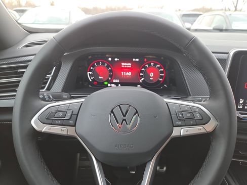 New 2026 Volkswagen Atlas Cross Sport SEL Premium R-Line AWD/4WD image 10