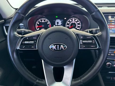 Used 2020 Kia Optima SE FWD image 22