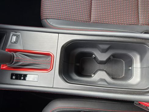 Certified 2025 Nissan Kicks SR AWD/4WD image 22