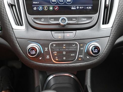 Used 2024 Chevrolet Malibu LT FWD image 17
