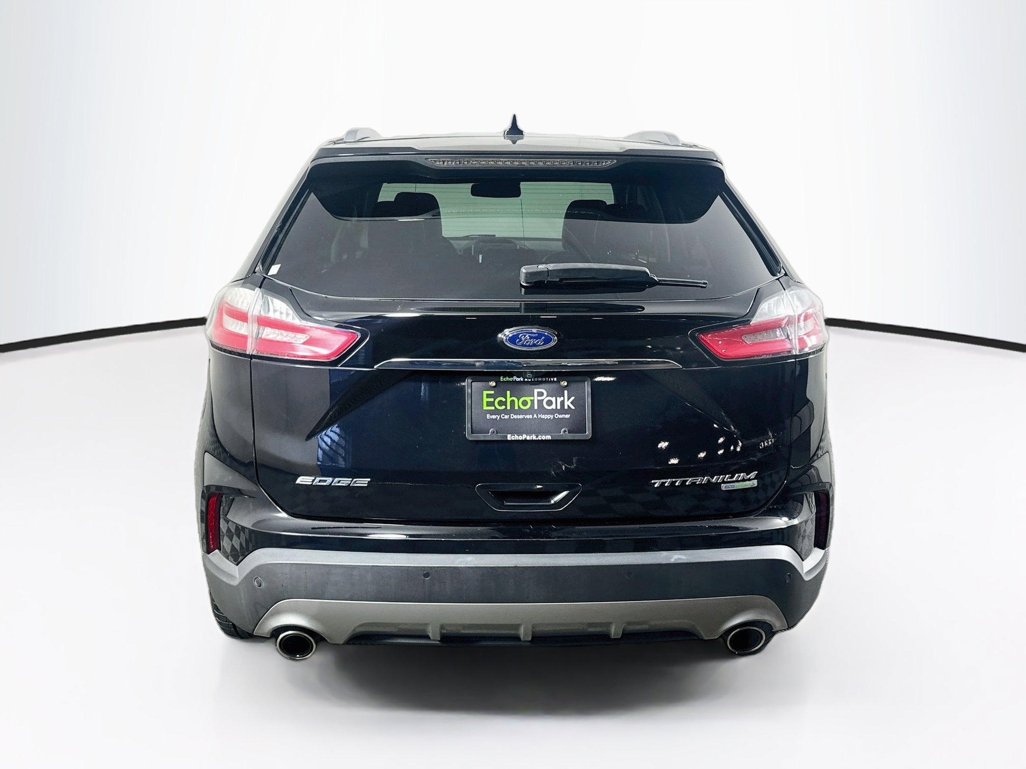 Used 2020 Ford Edge Titanium FWD image 7