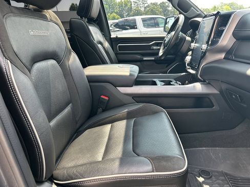 Used 2023 RAM 1500 Laramie AWD/4WD image 14