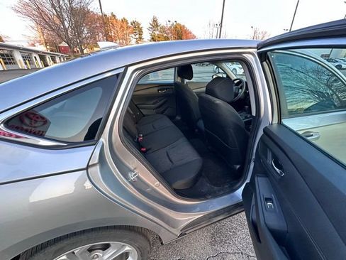 Used 2023 Honda Accord LX image 9