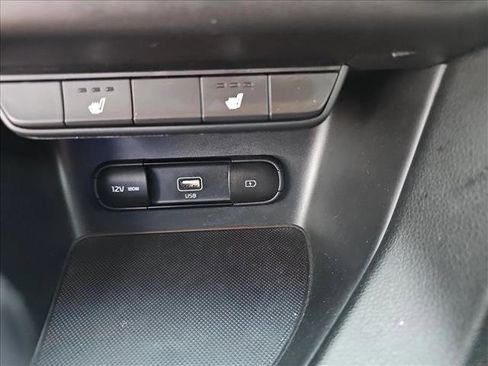 Used 2022 Kia Sportage LX w/ LX FWD Value Edition Package image 13