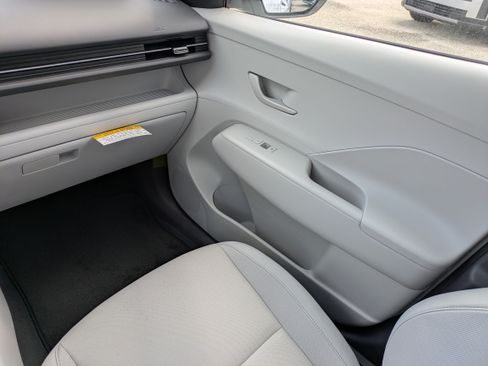New 2027 Hyundai Kona SEL Sport FWD image 15