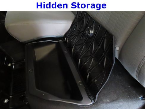 Used 2018 Toyota Tacoma SR5 image 29