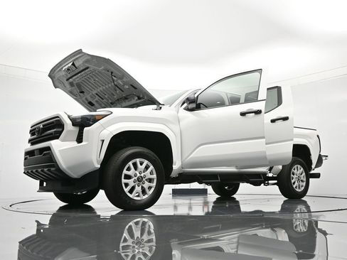 Used 2024 Toyota Tacoma SR image 48