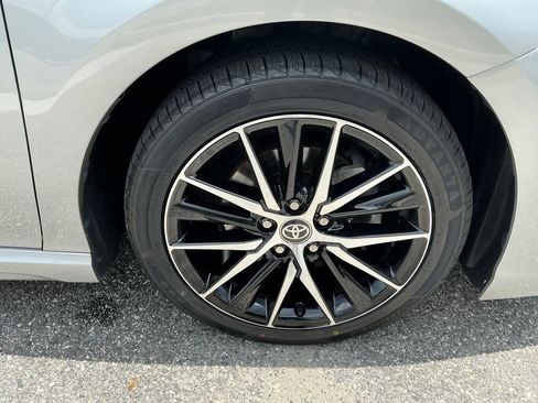 Used 2024 Toyota Camry SE w/ Cold Weather Package FWD image 20