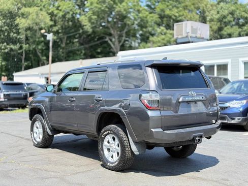 Used 2017 Toyota 4Runner SR5 Premium AWD/4WD image 6
