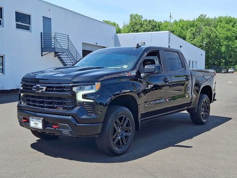 Used 2022 Chevrolet Silverado 1500 LT Trail Boss AWD/4WD image 3
