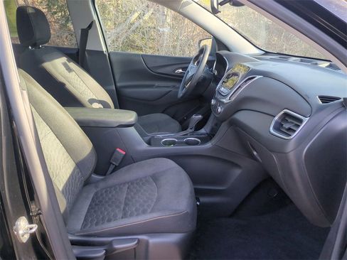 Used 2021 Chevrolet Equinox LT image 29