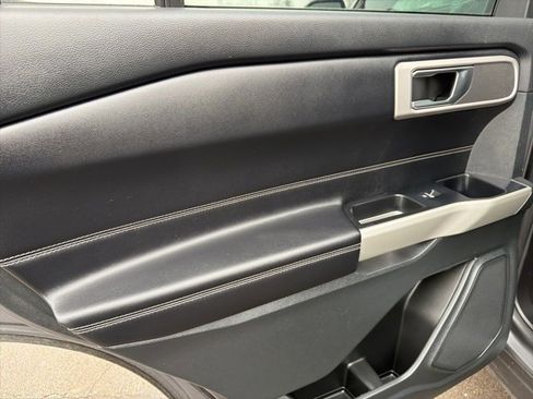 Used 2021 Ford Explorer XLT w/ Class III Trailer Tow Package image 25