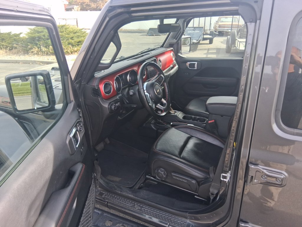 Used 2022 Jeep Gladiator Rubicon w/ Cold Weather Group AWD/4WD image 38