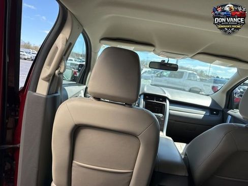 Used 2013 Ford Edge SEL FWD image 25