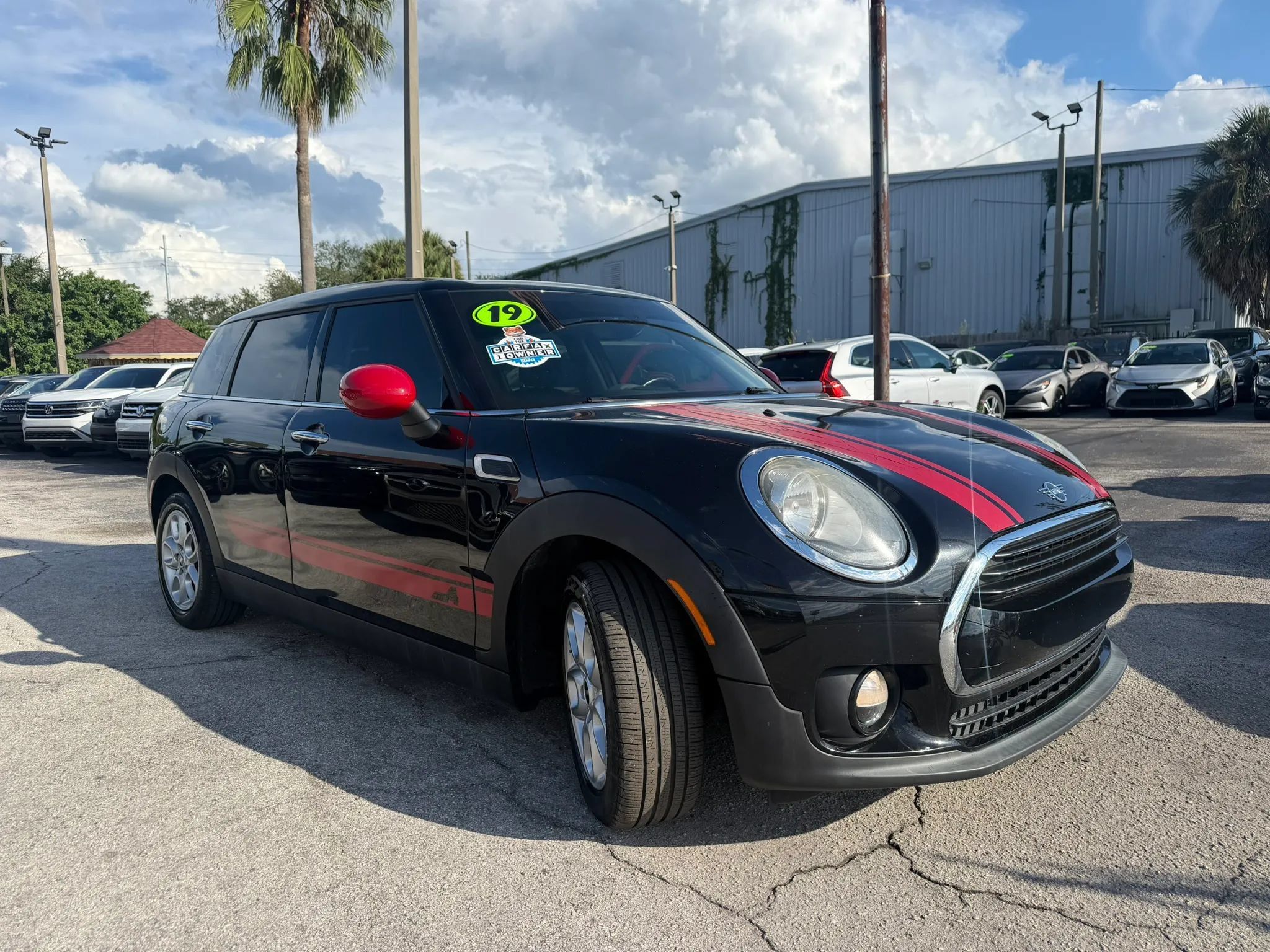 Used 2019 MINI Cooper Clubman FWD image 3
