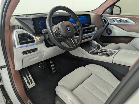 Used 2024 BMW XM AWD/4WD image 11