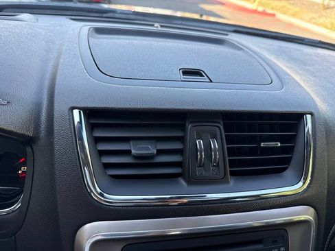 Used 2014 GMC Acadia Denali AWD/4WD image 41