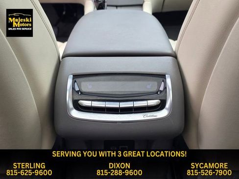 Used 2021 Cadillac XT6 Premium Luxury image 11