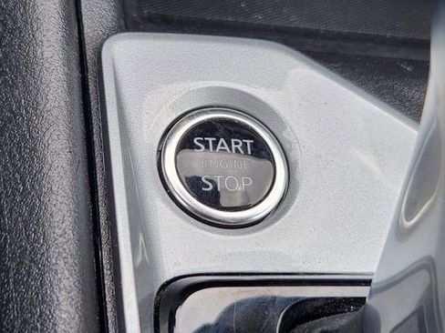 Used 2025 Nissan Altima 2.5 SV image 19