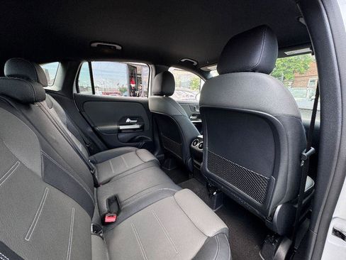 Used 2022 Mercedes-Benz GLA 35 AMG 4MATIC w/ Multimedia Package Lite image 29