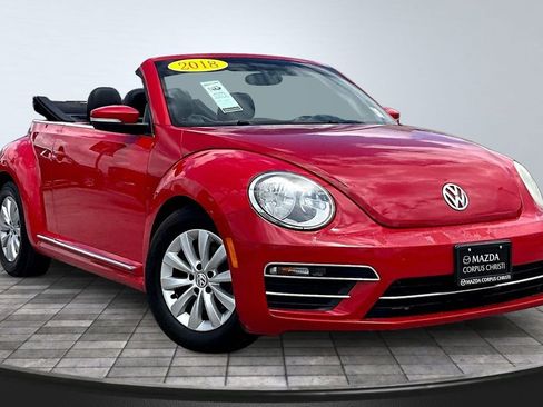 Used 2018 Volkswagen Beetle 2.0T S FWD image 4