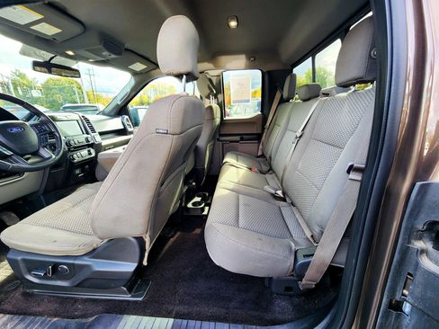 Used 2016 Ford F150 XLT w/ Equipment Group 302A Luxury image 13